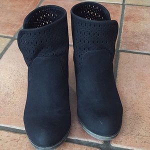 Black rocket dog ankle boots size 8 women